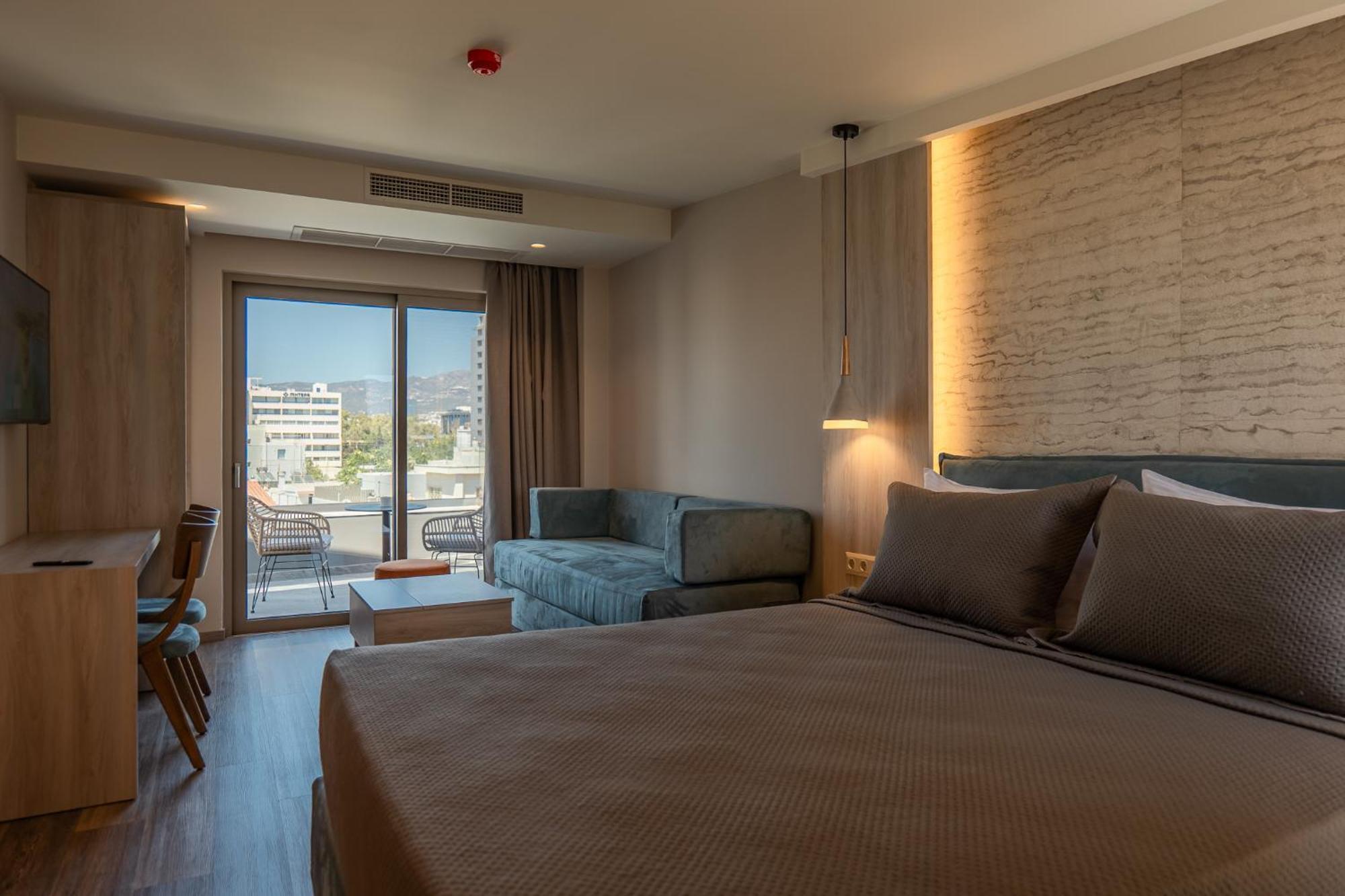 Wellnest Hotel Atena Exterior foto