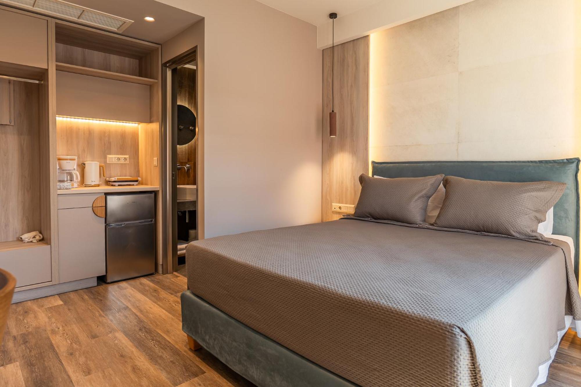 Wellnest Hotel Atena Exterior foto