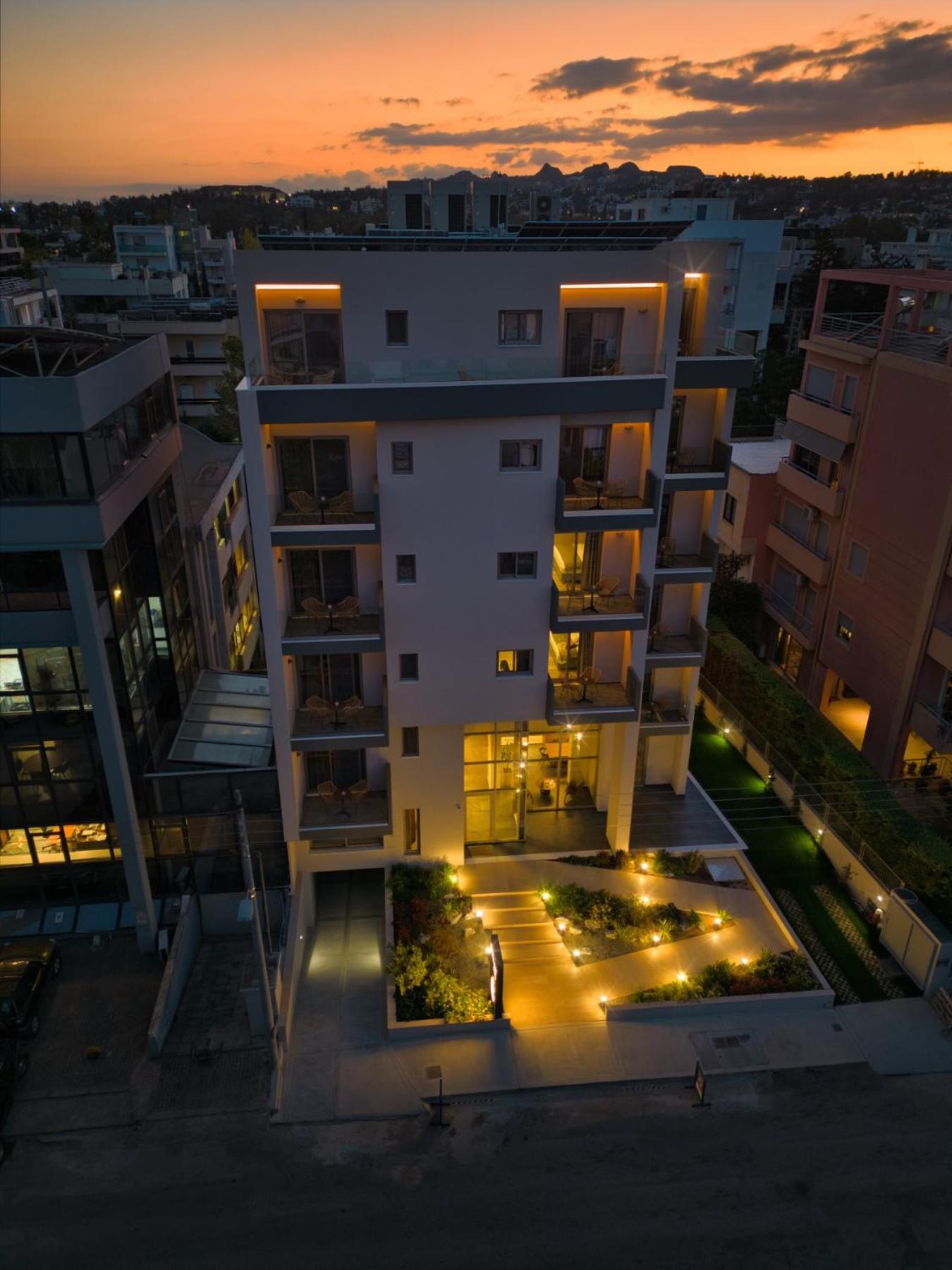 Wellnest Hotel Atena Exterior foto